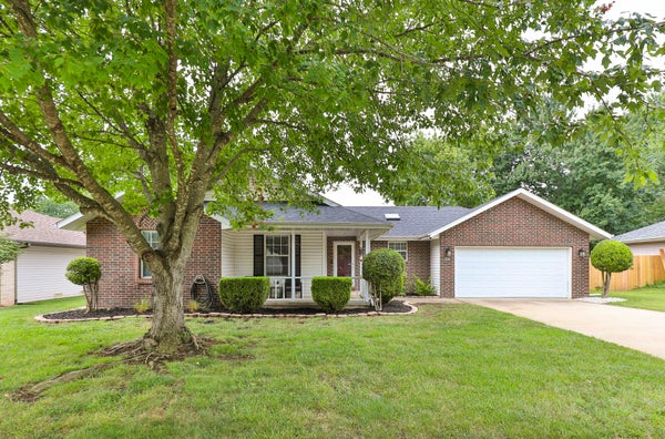 335 S FOSTER AVE, SPRINGFIELD, MO 65802 - Image a35c38b596c52c50fdf7df6c666568e3/329005664