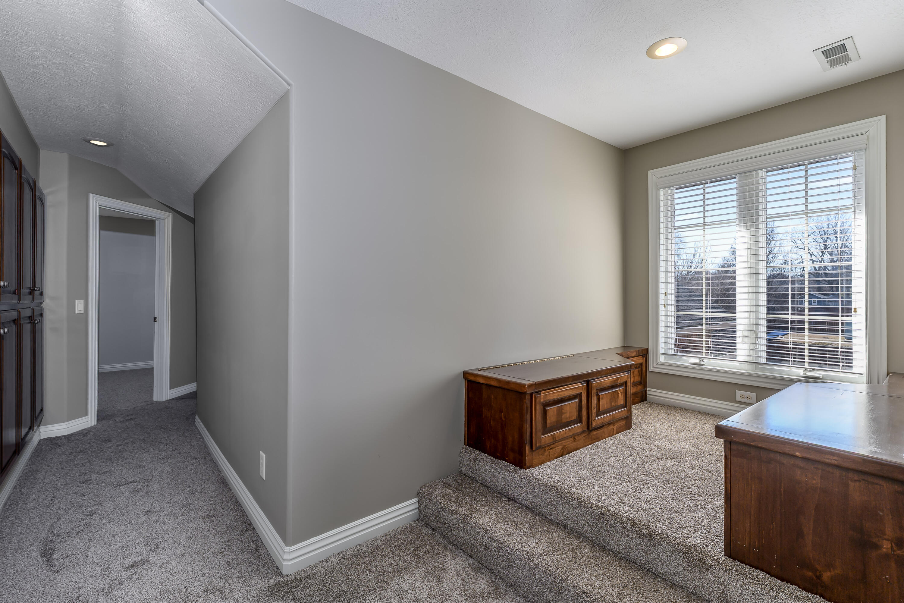 Marlborough Manor - Residential