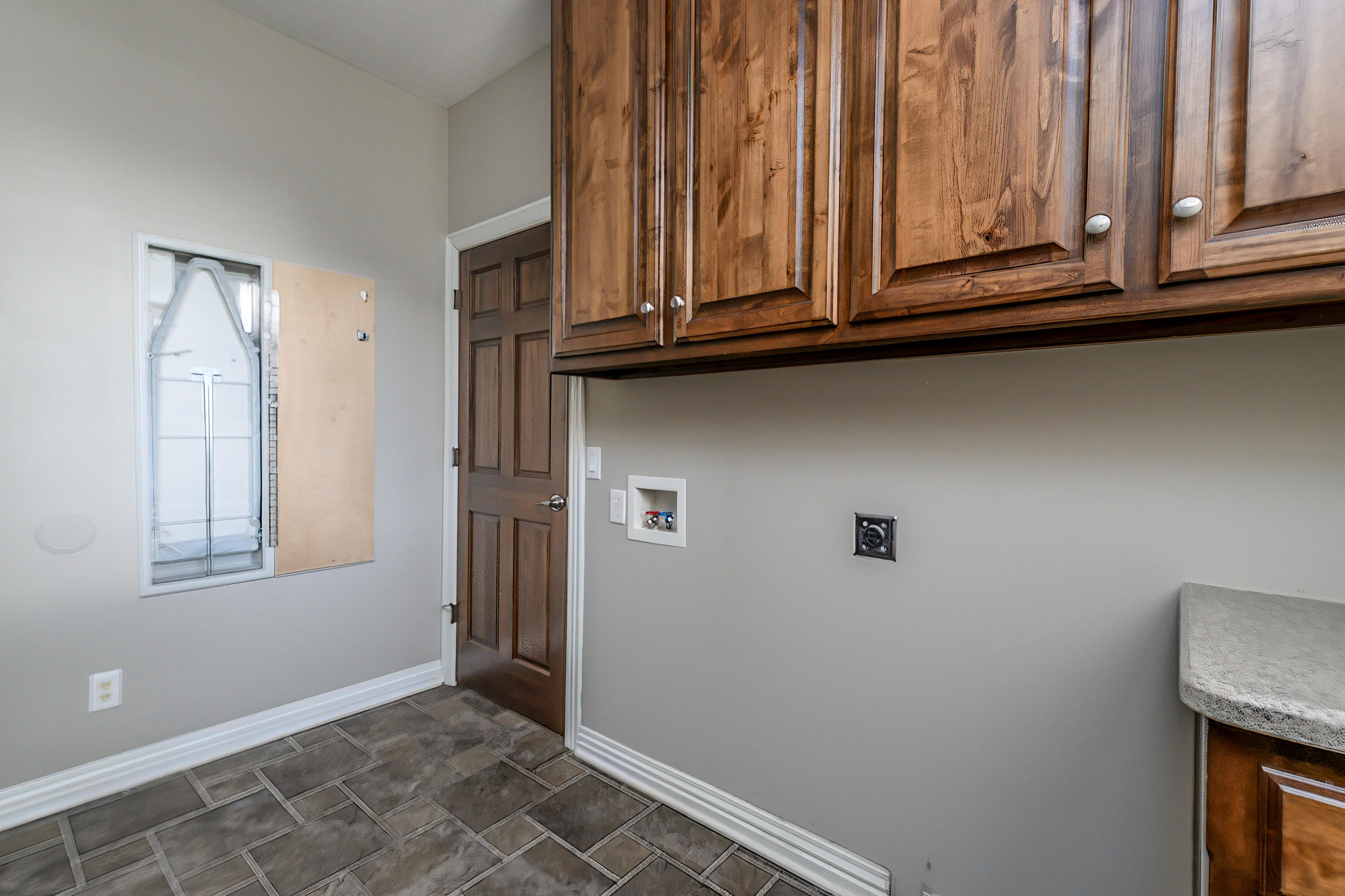 Marlborough Manor - Residential