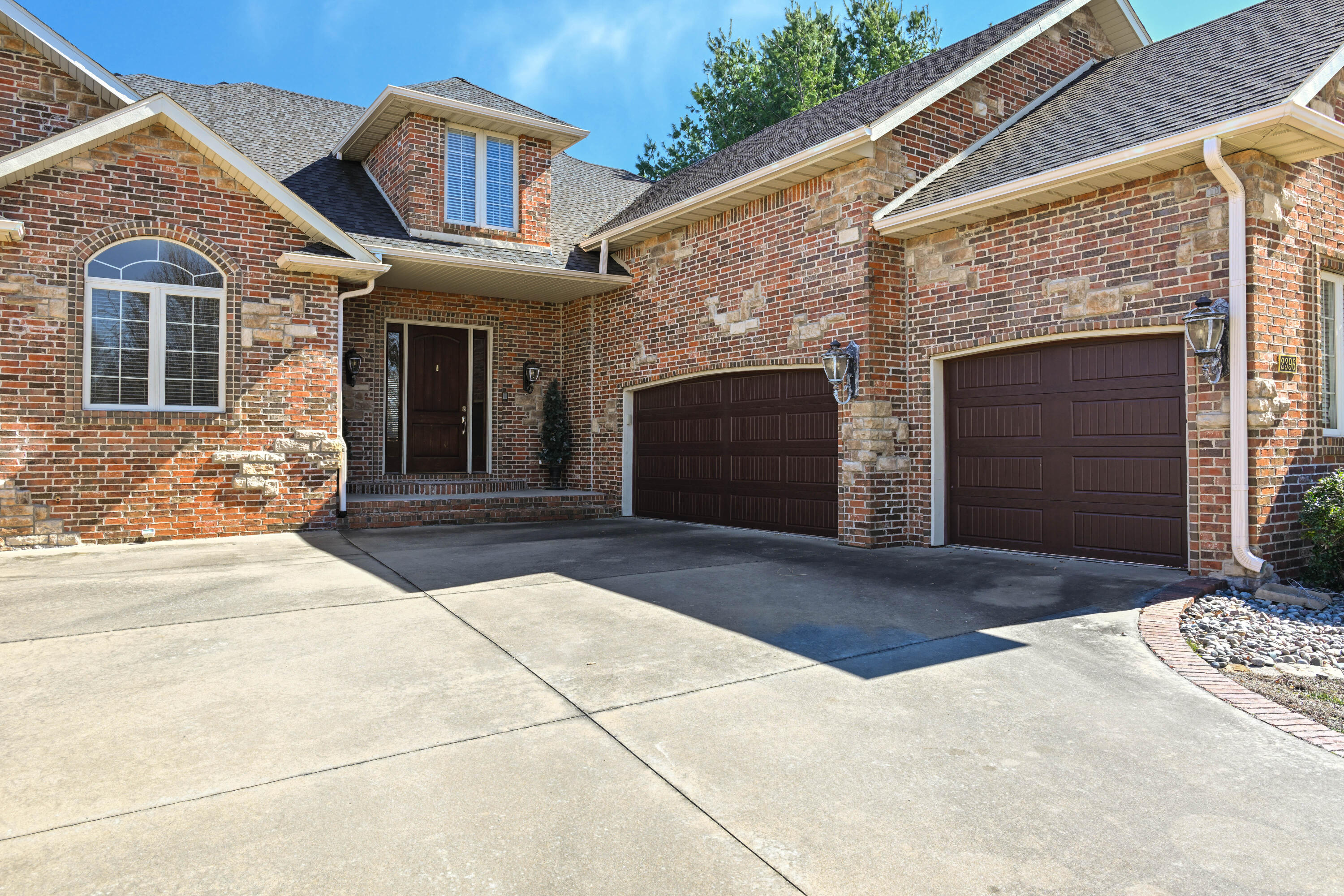 Marlborough Manor - Residential