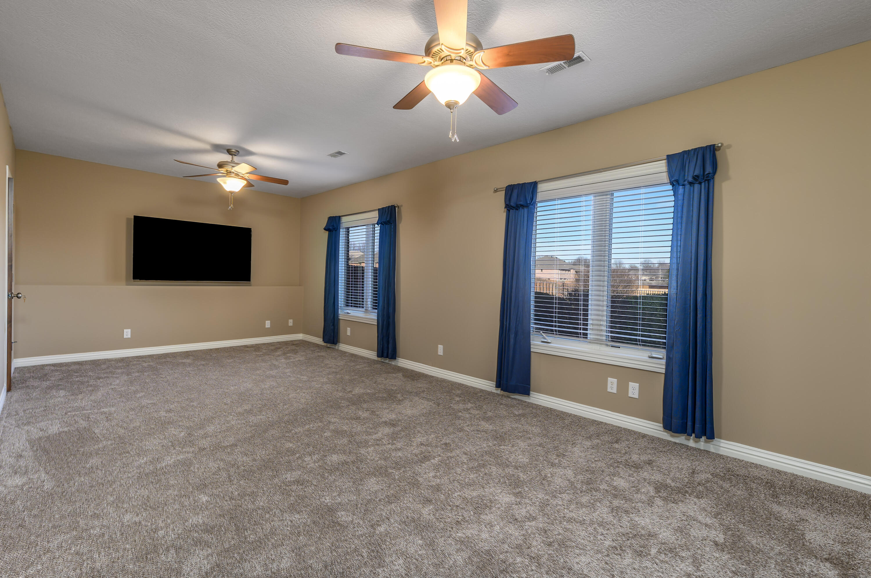 Marlborough Manor - Residential