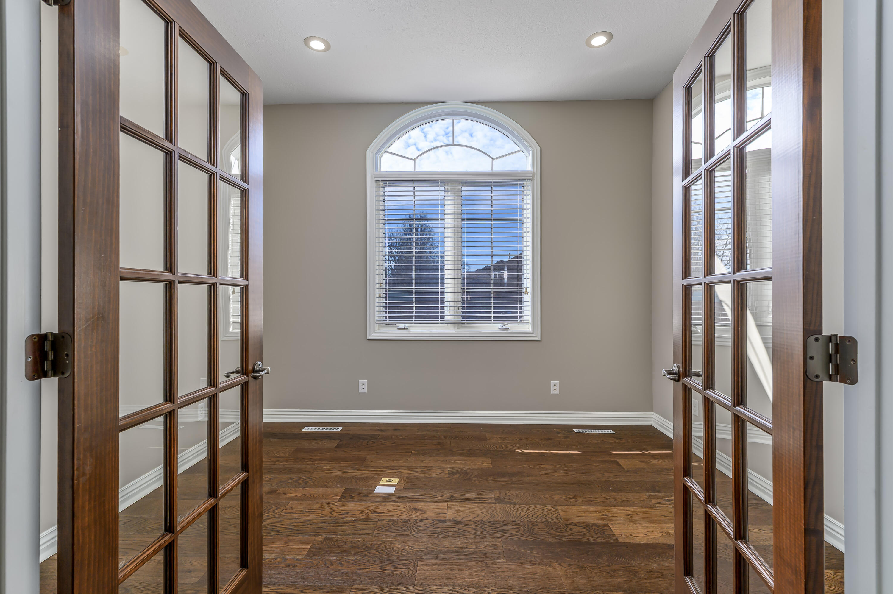 Marlborough Manor - Residential