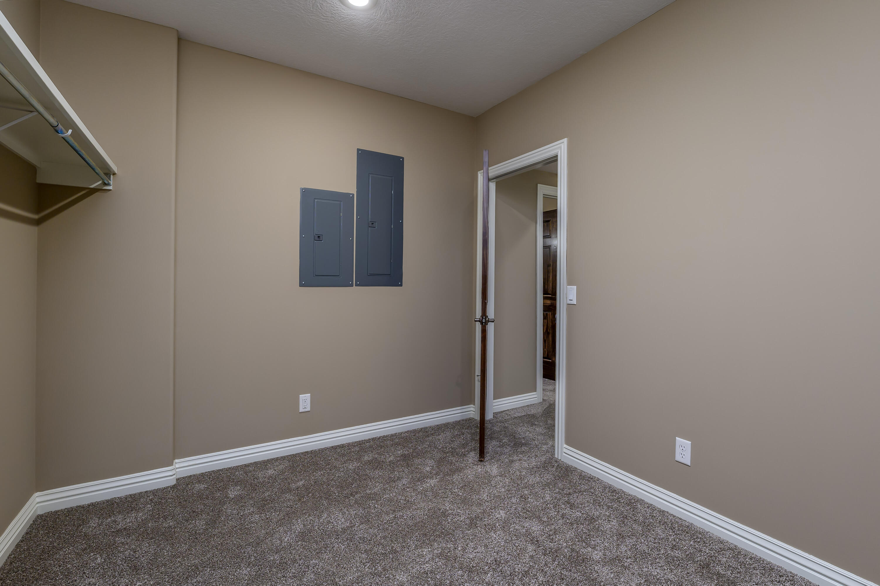 Marlborough Manor - Residential