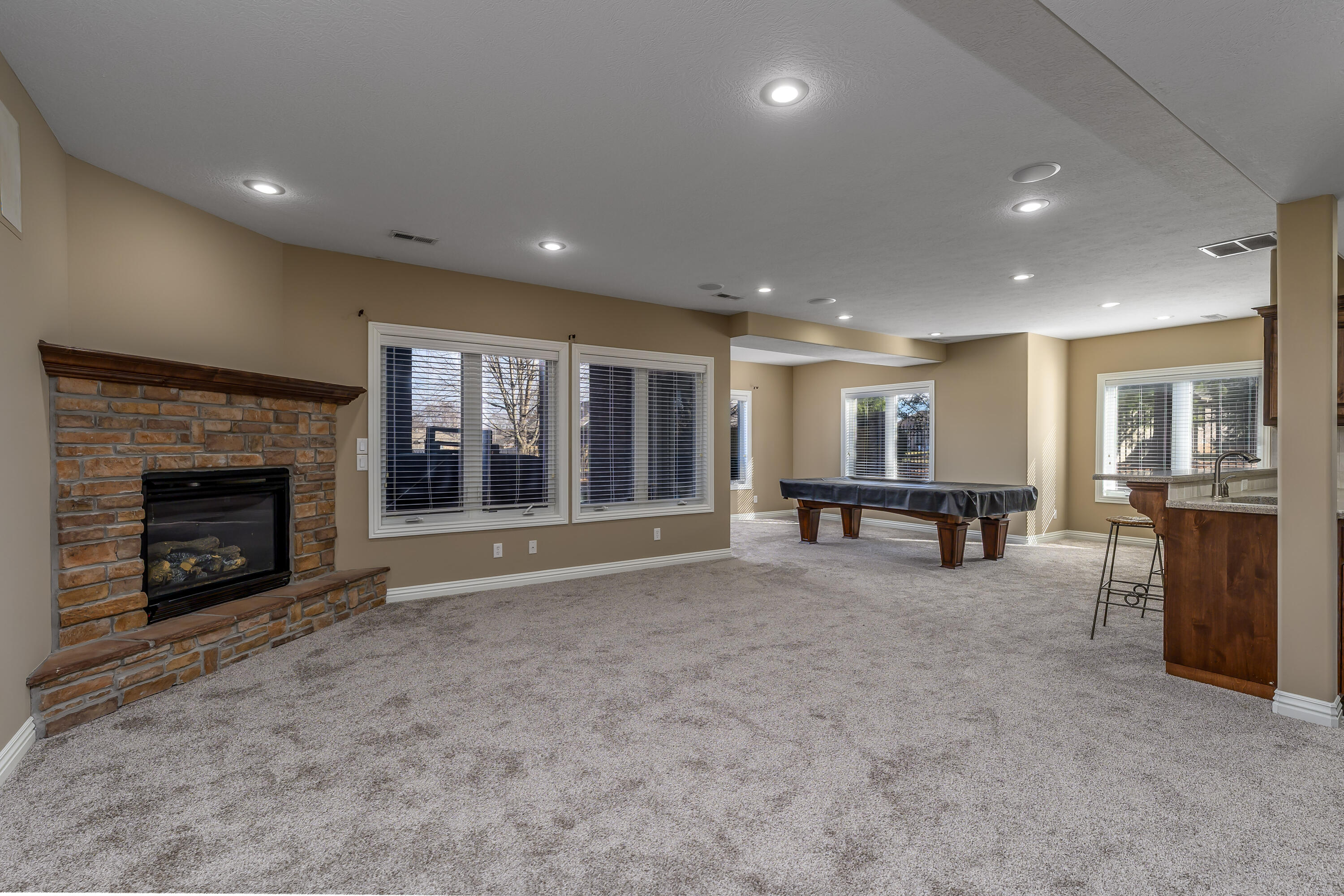 Marlborough Manor - Residential