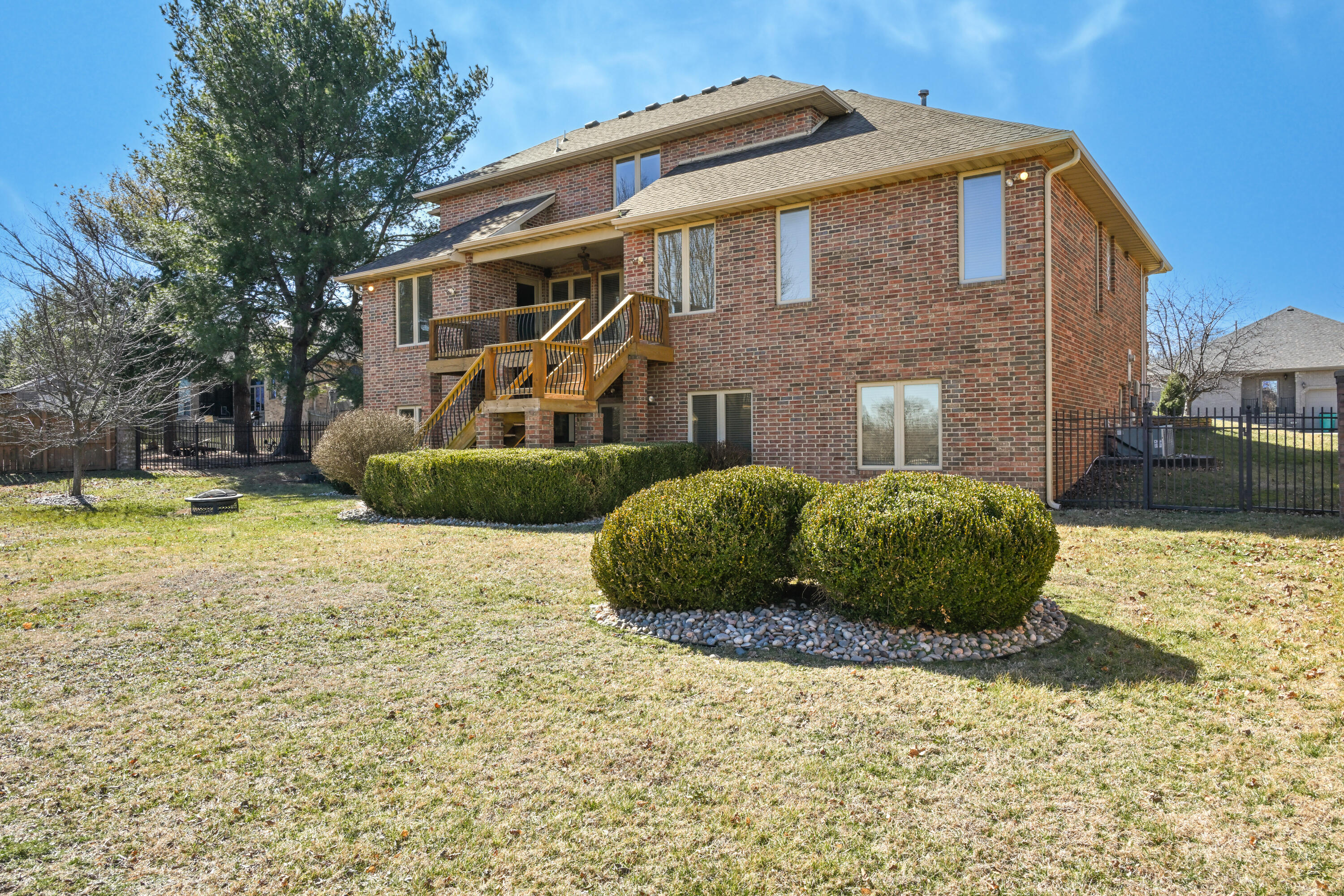 Marlborough Manor - Residential