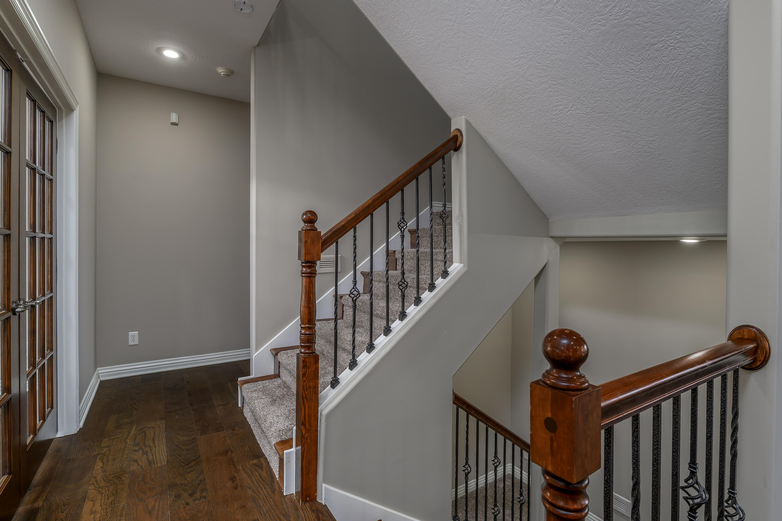 Marlborough Manor - Residential