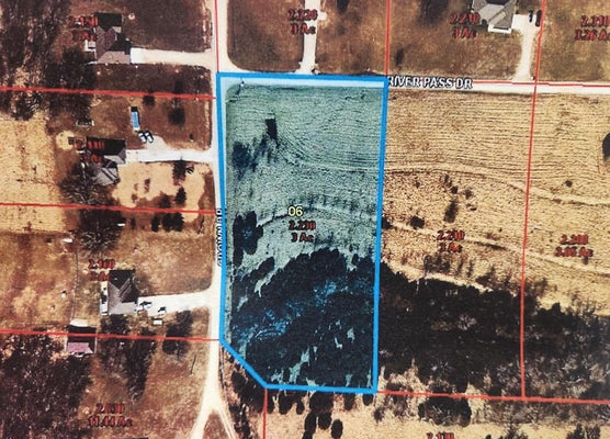 37 RIVER PASS DR, MARSHFIELD, MO 65706 - Image a513b7d91f3370472332c682333a2d13/4127805515
