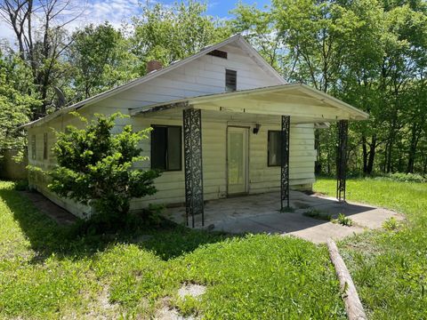 Photo of 5096 N Farm Rd 197, Springfield, MO 65803 (MLS # 60311760)