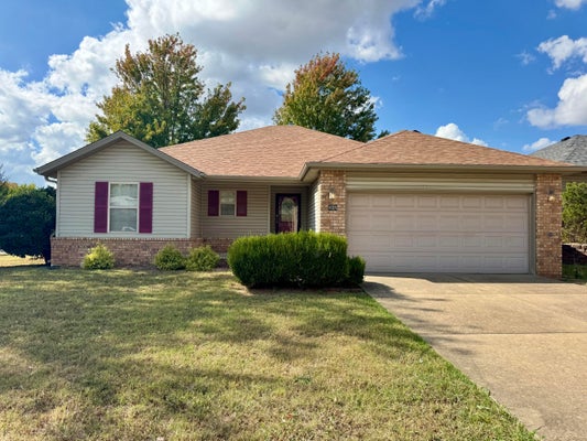 425 S CANTON AVE, SPRINGFIELD, MO 65802 - Image ab7598ddbcc82da9cf1997084226ef09/824286380
