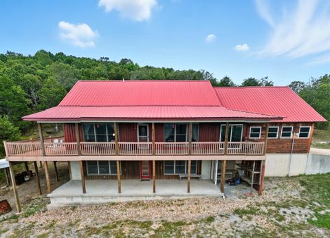 Photo of 87 Piper Drive, Gainesville, MO 65655 (MLS # 60307619)