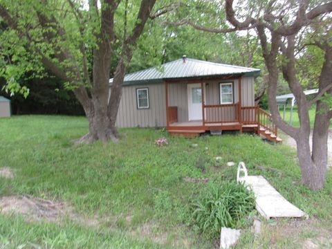 2203 Old Sycamore Marshfield MO 65706