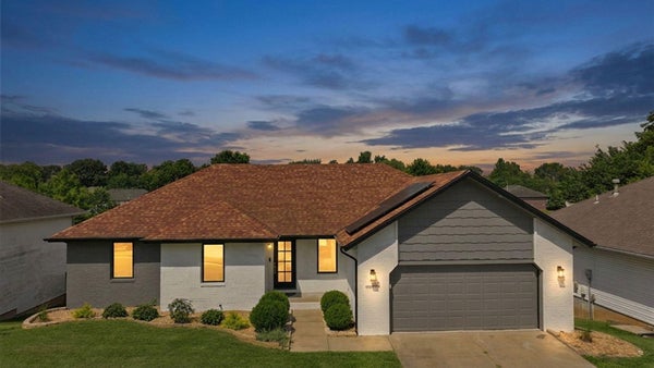 4397 S HEMLOCK AVE, SPRINGFIELD, MO 65810 - Image ae6ebf613ec7c6a4bfcfb1b32ec79ff2/1729939443