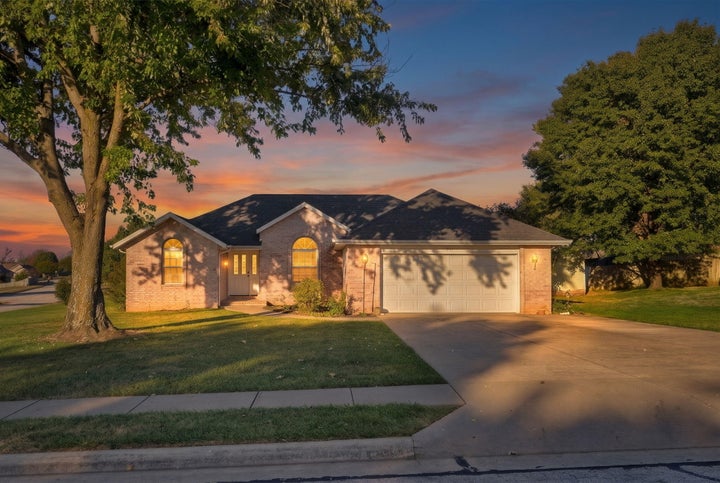 Photo 1 of 37 — 501 Sarah Court, Willard, MO 65781