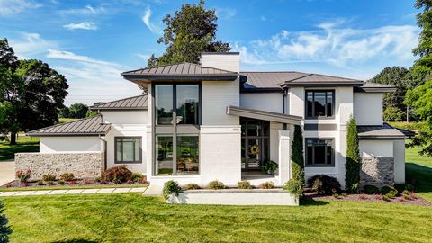 Photo of 3900 E Dunrobin Drive, Springfield, MO 65809 (MLS # 60310550)