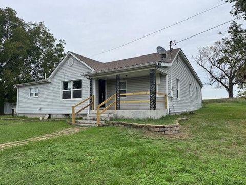 Photo of 24556 Lawrence 2020, Ash Grove, MO 65604 (MLS # 60307188)
