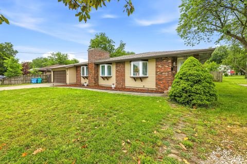 Photo of 128 E Ritter Street, Republic, MO 65738 (MLS # 60324419)