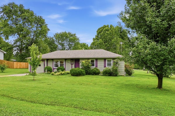 706 N WARD ST, STOCKTON, MO 65785 - Image b5eb336f43bcdab2a23be07541b76b83/2285272283