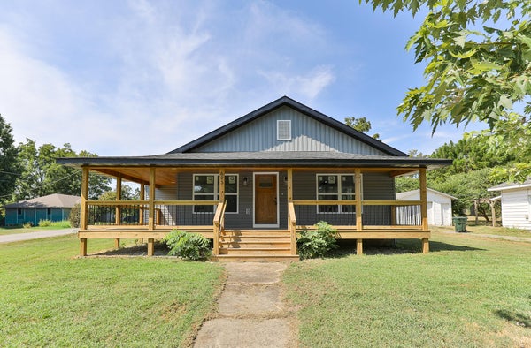 623 N MAIN AVE, BOLIVAR, MO 65613 - Image b6a71d8c365b74fc8ed8afdbf6e35bfe/2819466015
