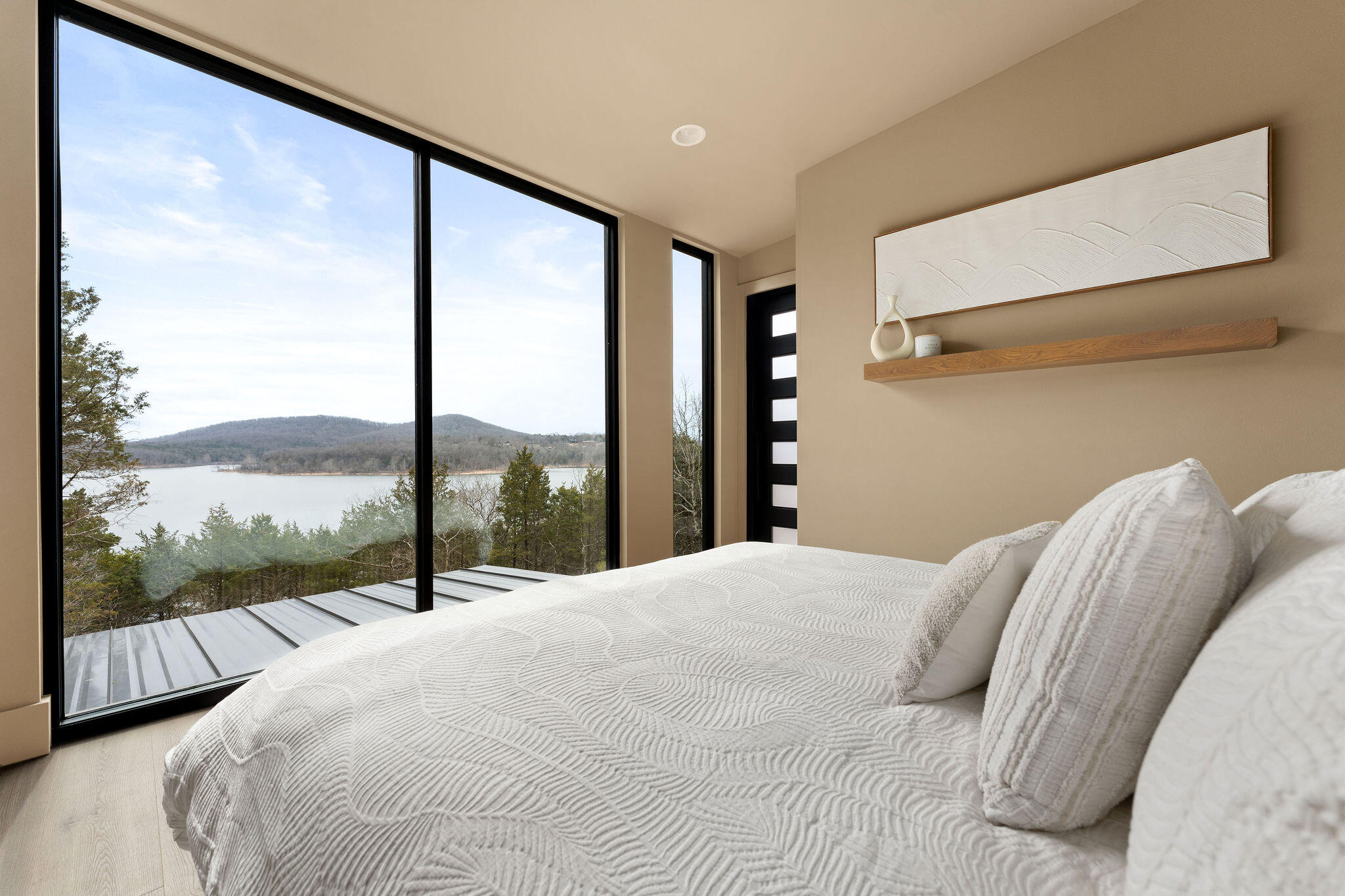 Discovery Bay of Norwalk Ldg - Residential