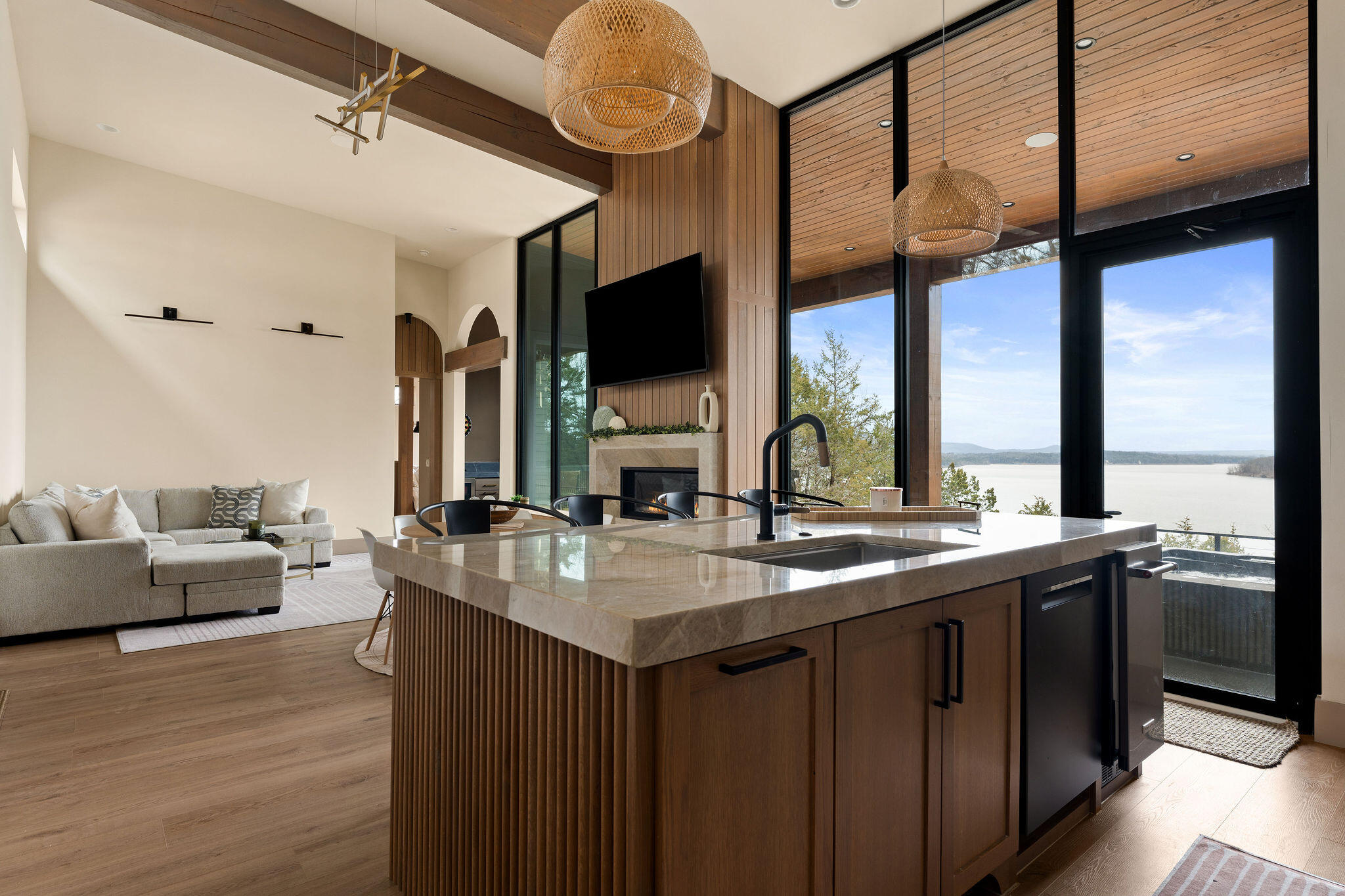 Discovery Bay of Norwalk Ldg - Residential