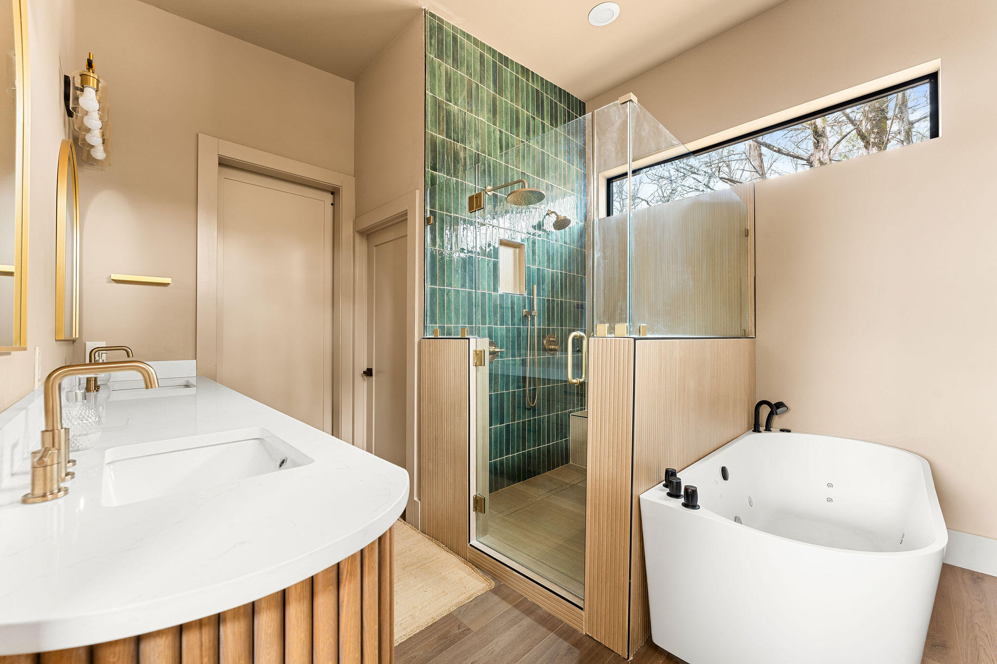 Discovery Bay of Norwalk Ldg - Residential