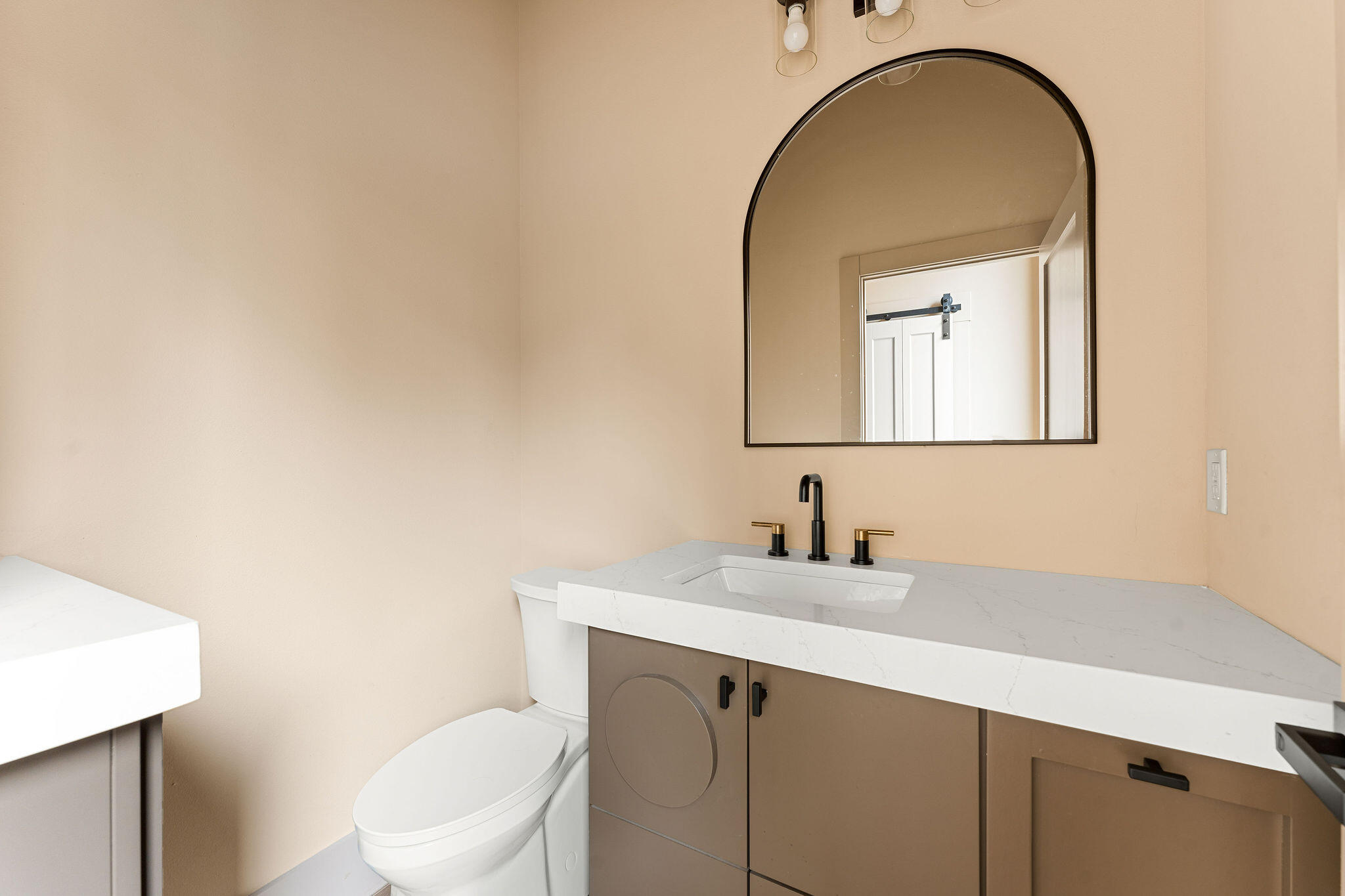 Discovery Bay of Norwalk Ldg - Residential