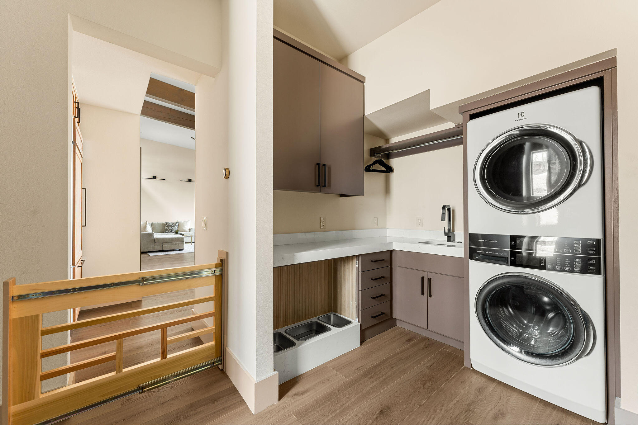 Discovery Bay of Norwalk Ldg - Residential