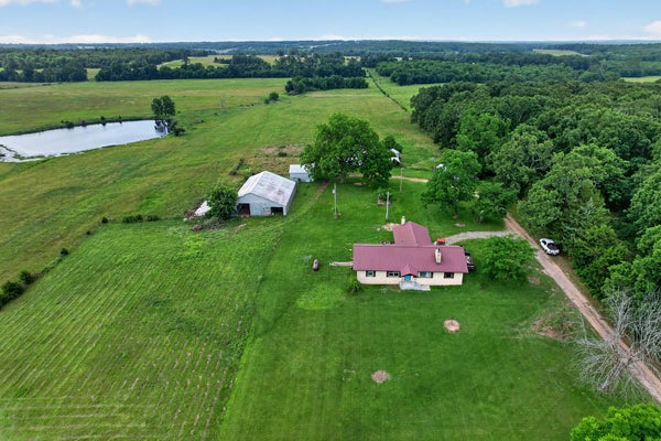 820 S DALLAS COUNTY LINE RD, CONWAY, MO 65632 - Image b8e11467b927e692506284dd5b59a809/1687410060