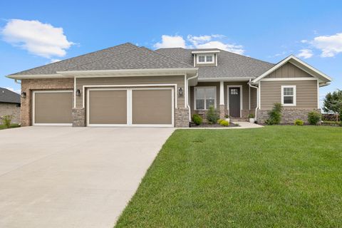 Photo of 103 Summit Point Road, Saddlebrooke, MO 65630 (MLS # 60324379)