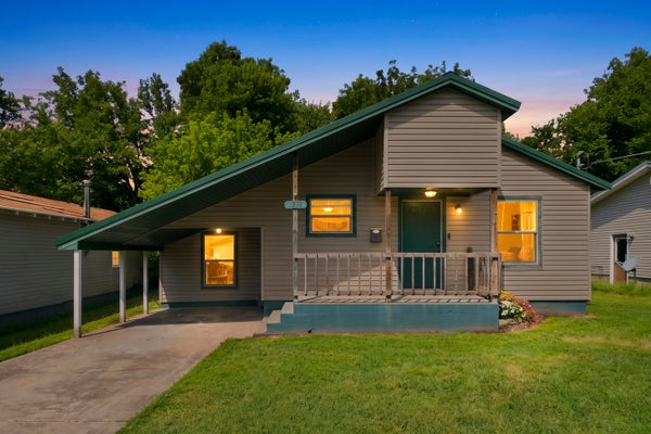 1211 N WARREN AVE, SPRINGFIELD, MO 65802 - Image bbc46baa33ddca79c8b6fad74d8b0a78/3726017411