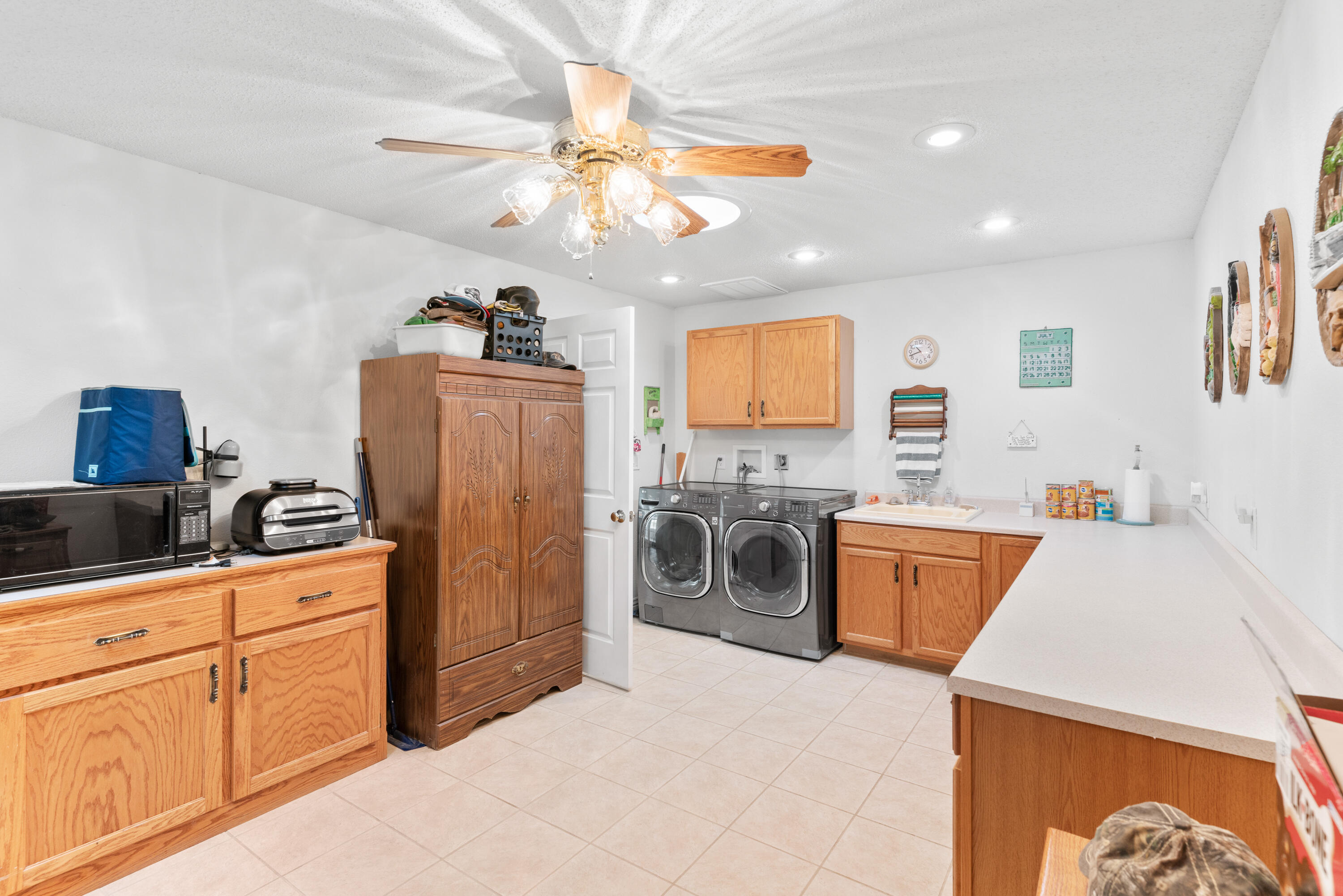 Lawrence-Not in List - Residential