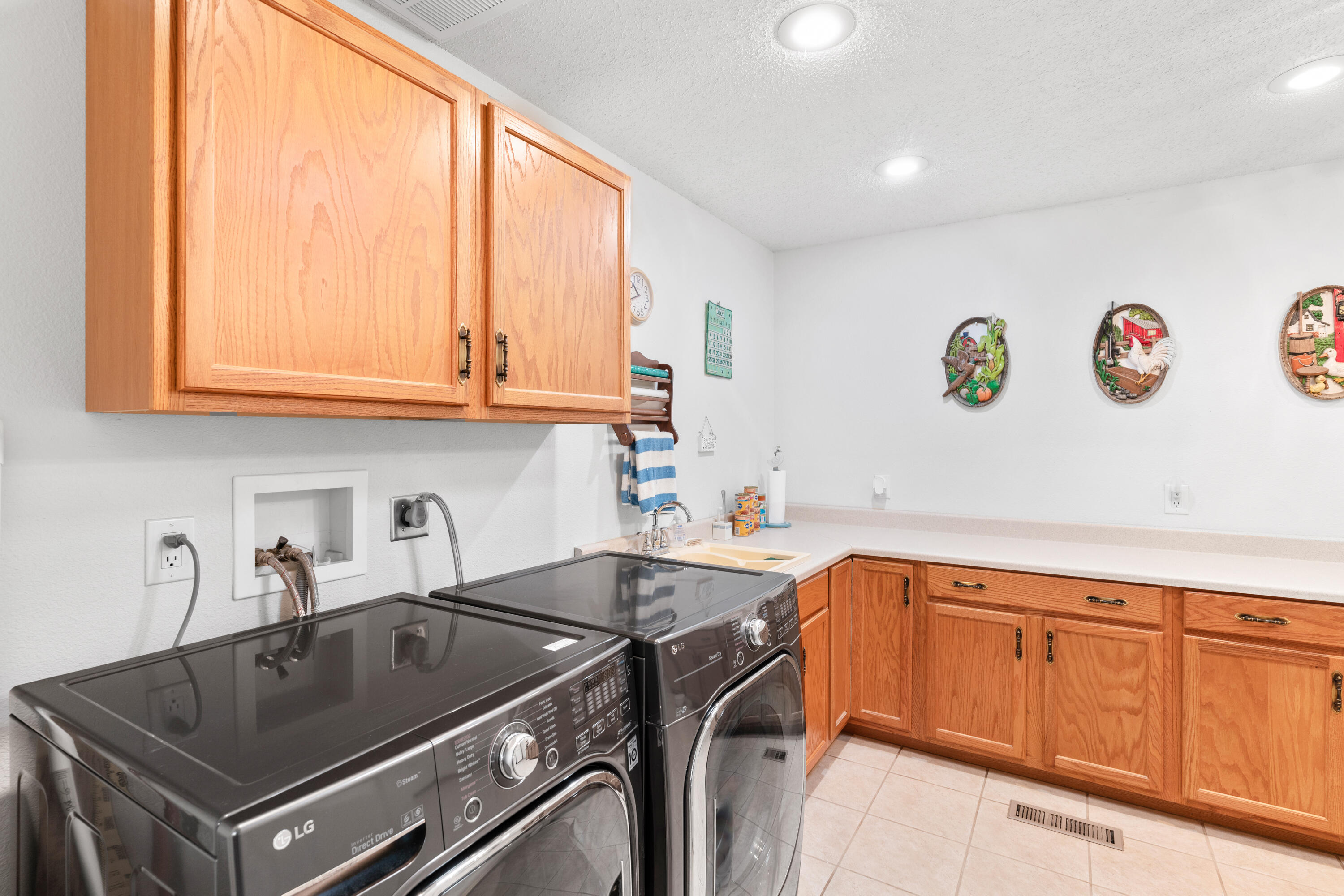 Lawrence-Not in List - Residential