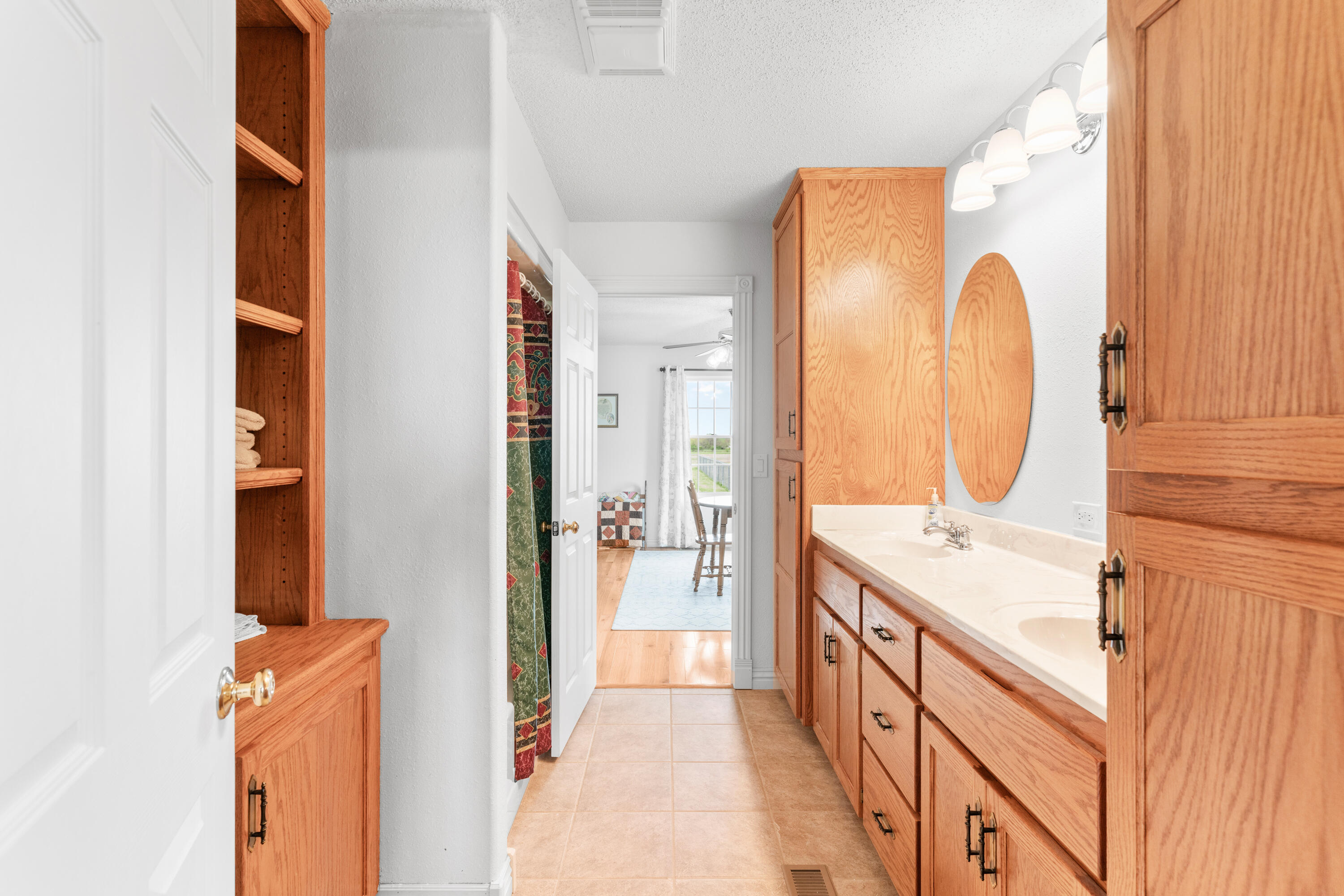 Lawrence-Not in List - Residential