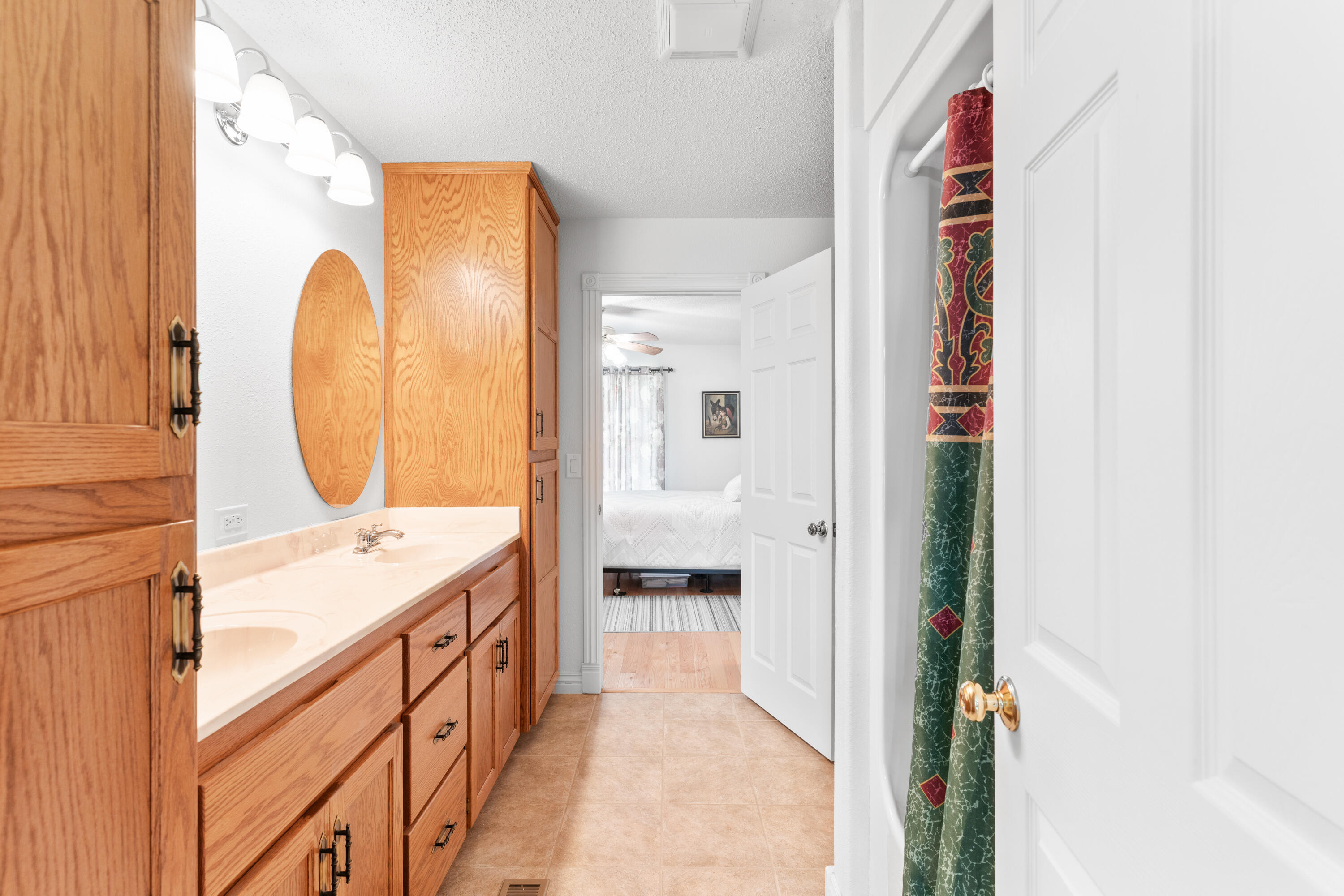 Lawrence-Not in List - Residential