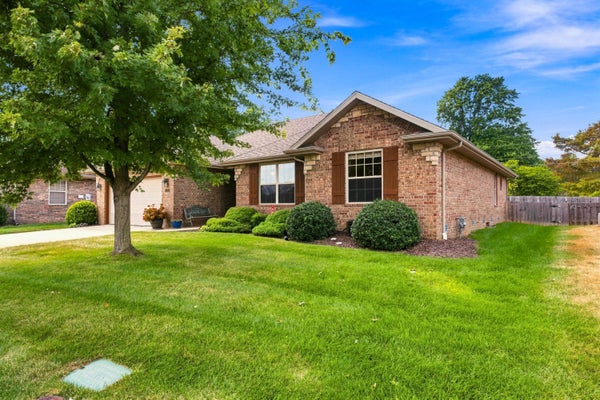 729 N BLUEGILL ST, NIXA, MO 65714 - Image bc15ccddbf2bf388905b9530bc0a7071/2484822341