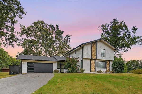 1511 E GROVES DR, OZARK, MO 65721 - Image bf46d2f66c7e6b4f0acdb02d5bcf0fc0/2270056240