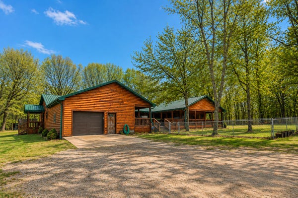 116 HAMBRICH HOLLOW RD, ANDERSON, MO 64831 - Image c27fe9adf0eda7e6af2330487072bde4/3102215895