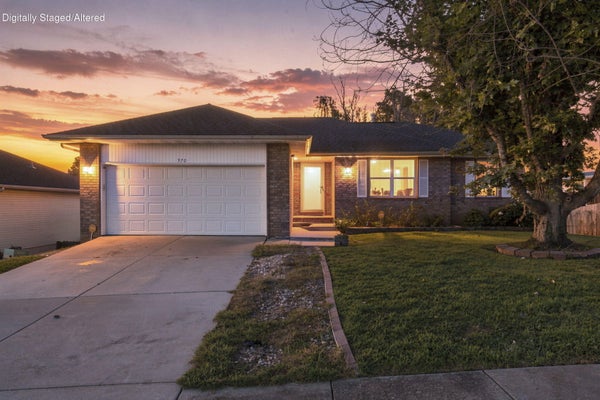 970 CREEKSIDE PL, NIXA, MO 65714 - Image c378d8bafb2266071090eb713810e7fb/16677793