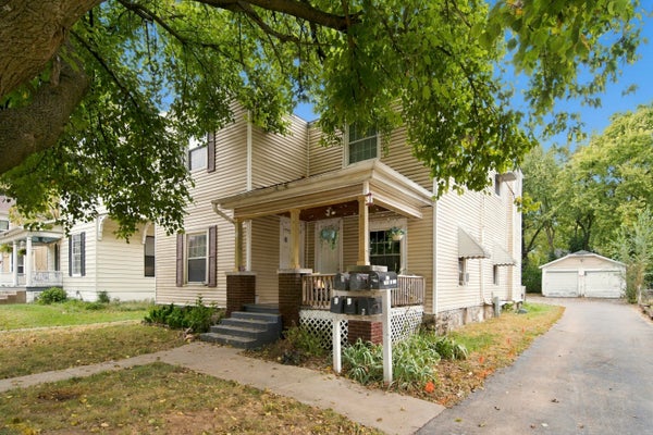 806 W WALNUT ST, SPRINGFIELD, MO 65806 - Image c4d05c4b8cf6fcc508449a10db8aa22e/3727500273