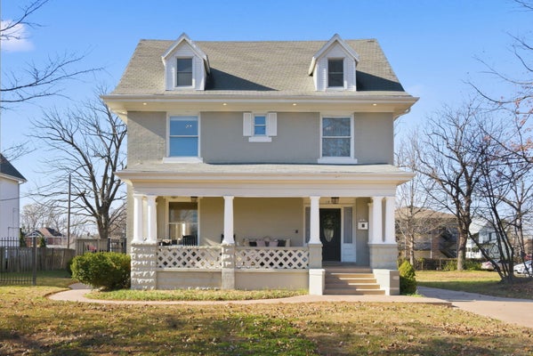 1215 N BENTON AVE, SPRINGFIELD, MO 65802 - Image c53cc6800d1b6afd3e29cddee86bb2eb/2697919384