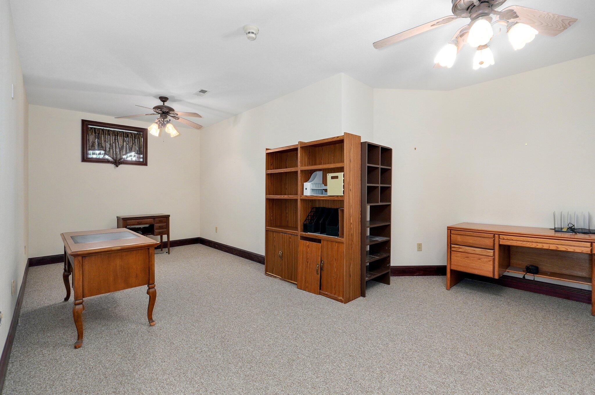 Lawrence-Not in List - Residential
