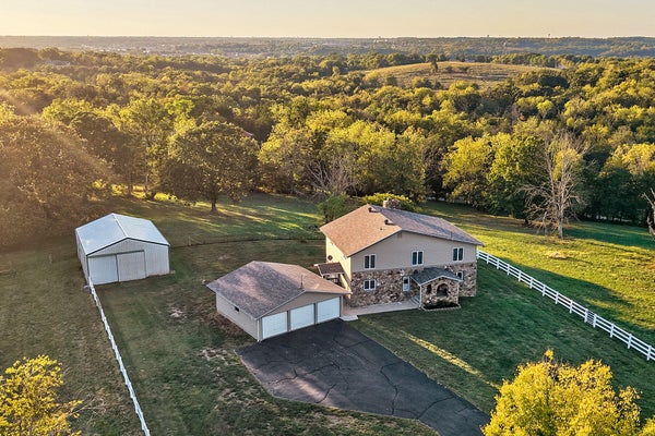 175 S COUNTRYMAN RD, OZARK, MO 65721 - Image c6e8dd6edcb6f2ddfb3463d28e5b9eef/212071356