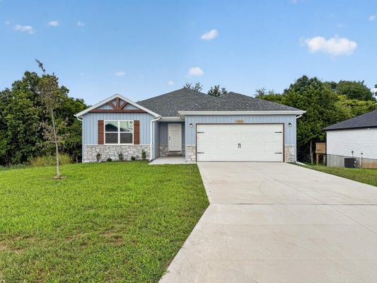 467 BAILIWICK DR, ROGERSVILLE, MO 65742 - Image c779f9ea9e44aaa20d9e61912a84c69c/2096197278