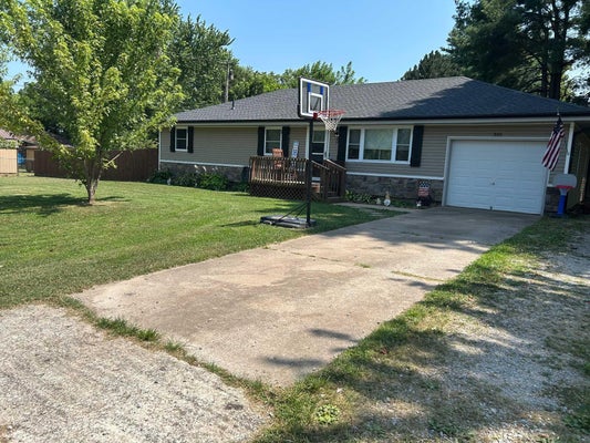 800 E PEARL ST, AURORA, MO 65605 - Image ca3ad370a6a69146143ce954e5df7ea0/3055068215