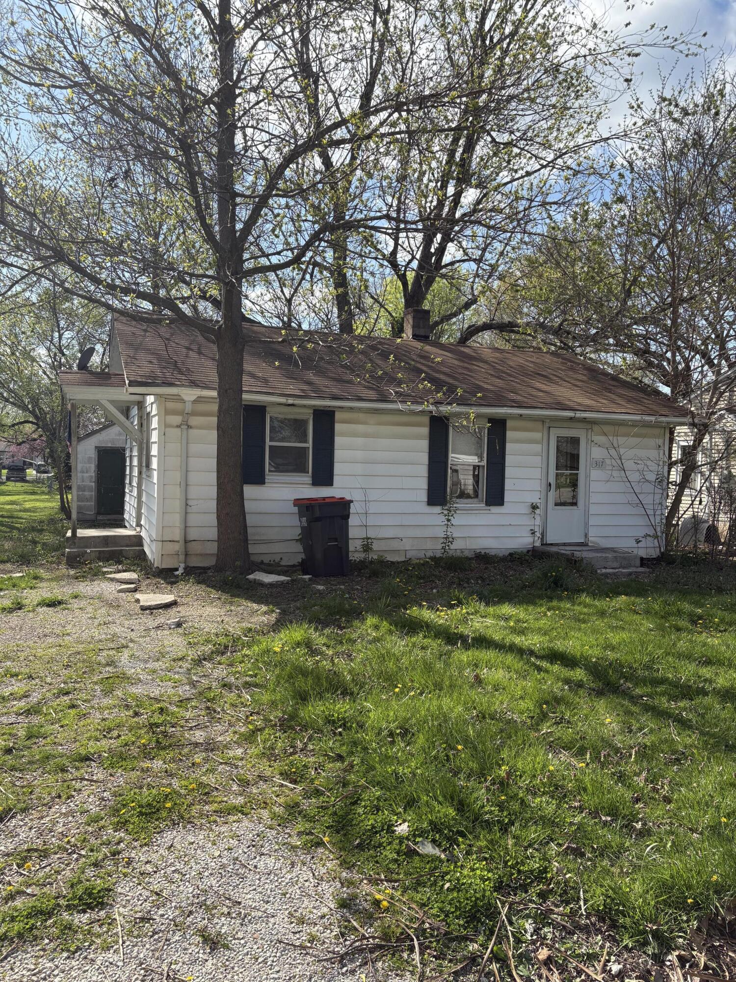 Listing image 1