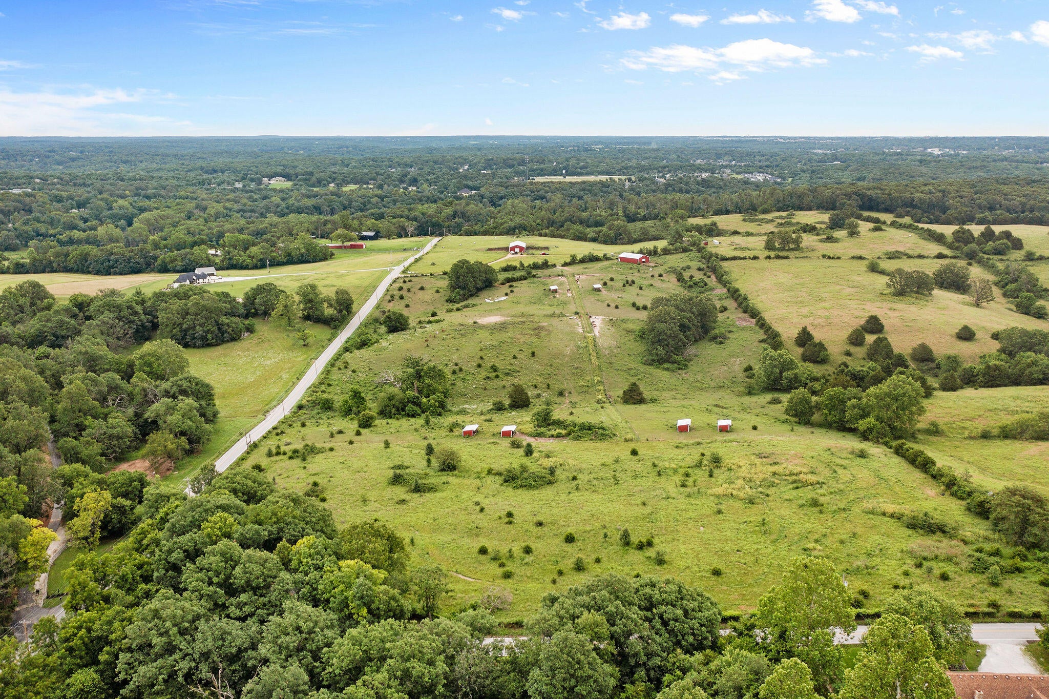 3812 N Farm Rd 131