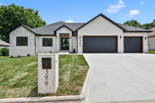 306 PARK CIR, SPARTA, MO 65753 - Image cd37104cf5cac9e5d0e636438d4533e5/3229035135
