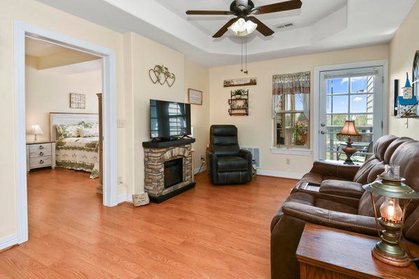 180 GRACE CHAPEL RD UNIT 214, BLUE EYE, MO 65611 - Image cd9660246dcd0d2bfaec295b3d42c608/1934148507