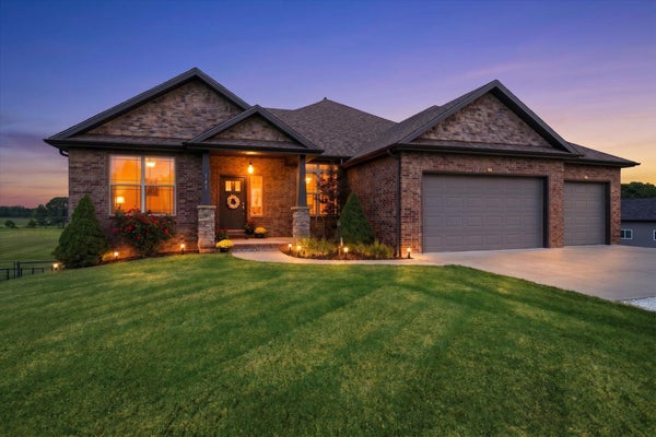 141 LILAC LN, CLEVER, MO 65631 - Image ce5a26c2748c62a80ef4151ef8a0fb92/3417476305