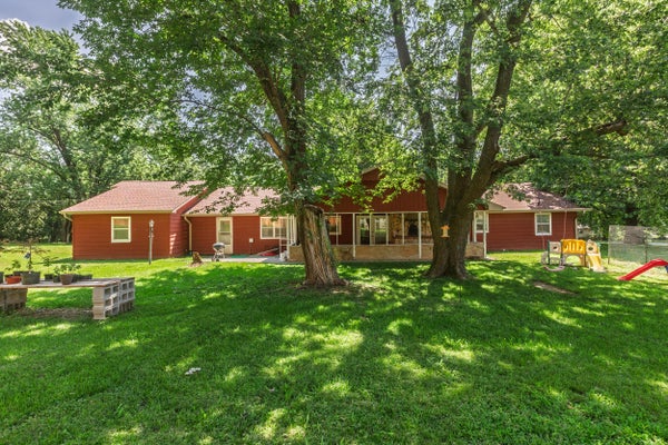 709 N HIGH ST, STOCKTON, MO 65785 - Image d02ee991e430908a5e54e3e9e7ebb0b2/2082971157